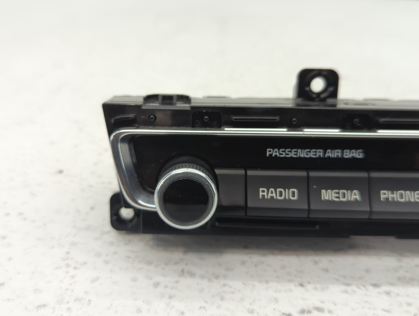 2016-2019 Kia Optima Radio Control Panel - Oemusedautoparts1.com