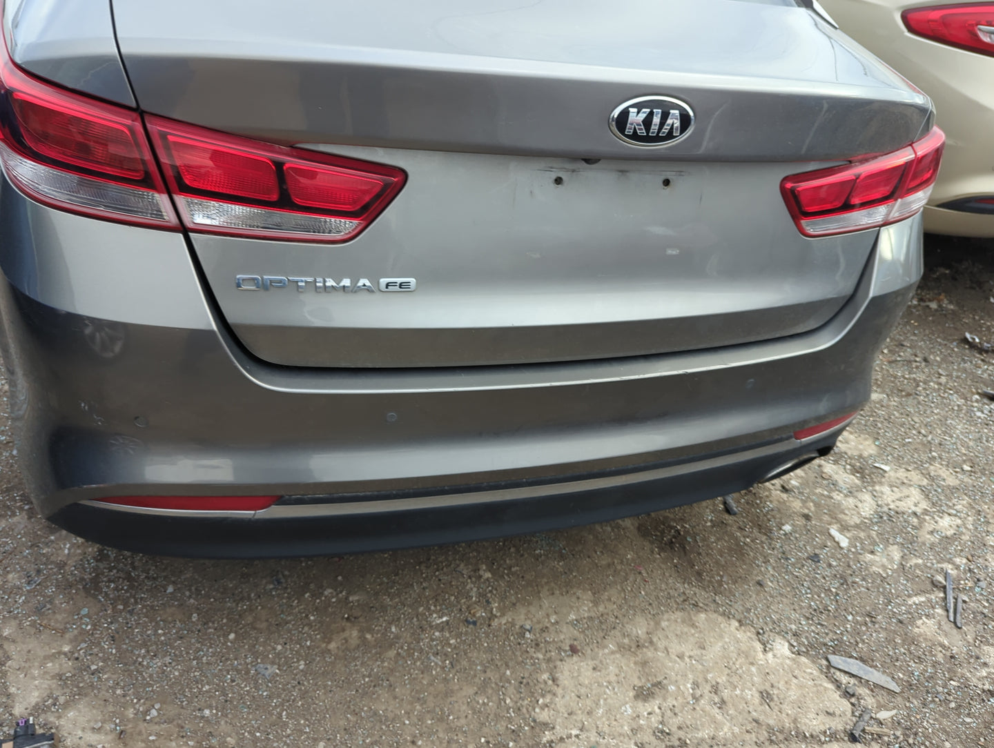 2016-2018 Kia Optima Rear Bumper Assembly Oem - Oemusedautoparts1.com