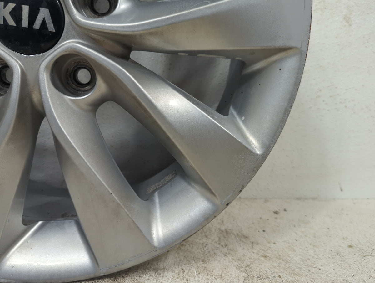 2017-2019 Kia Optima Oem Wheel Rim 5043319 - Oemusedautoparts1.com