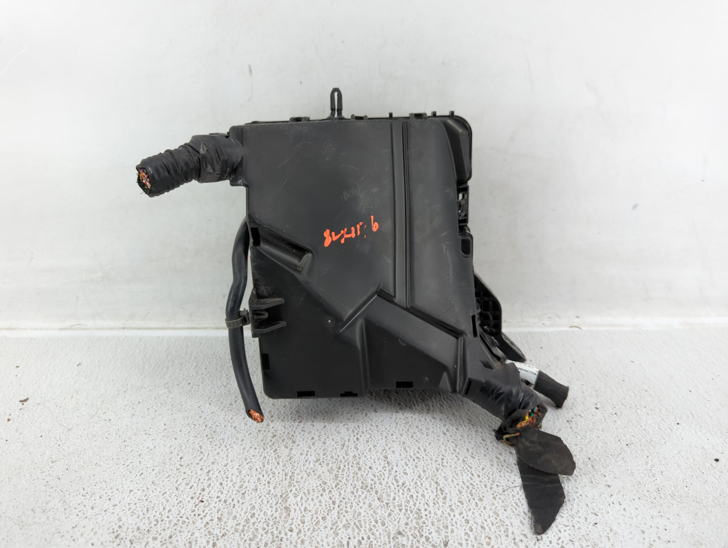 2016-2019 Kia Optima Fusebox Fuse Box Panel Relay Module P/N:91210D5180JA Fits Fits 2016 2017 2018 2019 OEM Used Auto Parts 