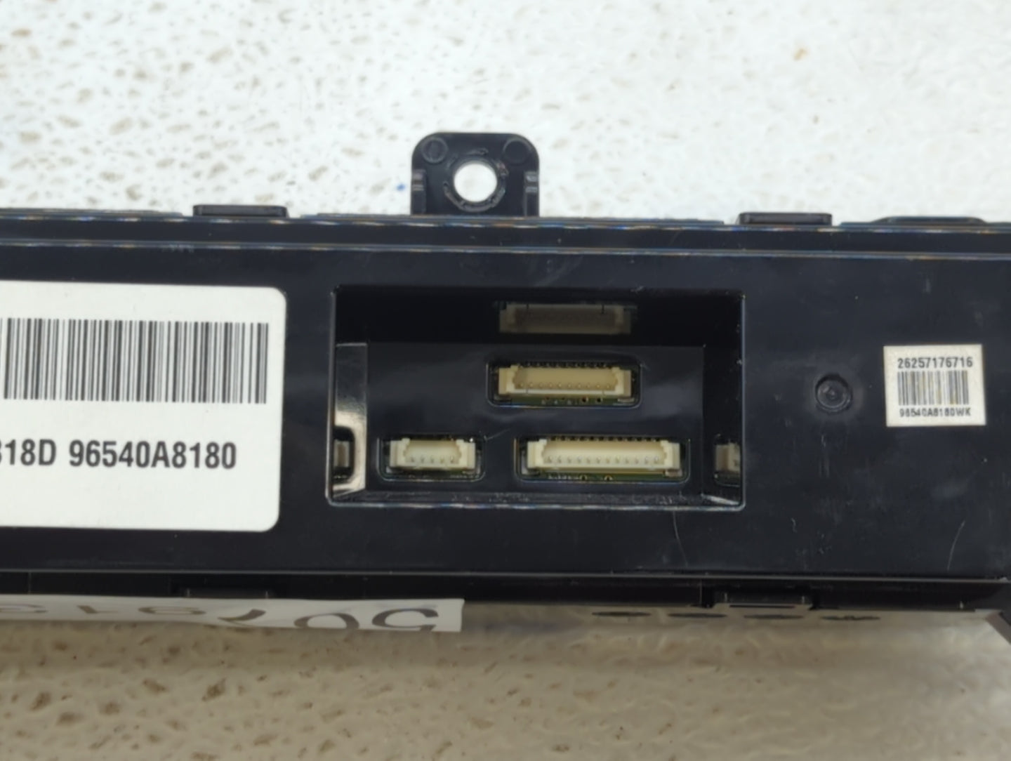 2016-2019 Kia Optima Radio Control Panel - Oemusedautoparts1.com