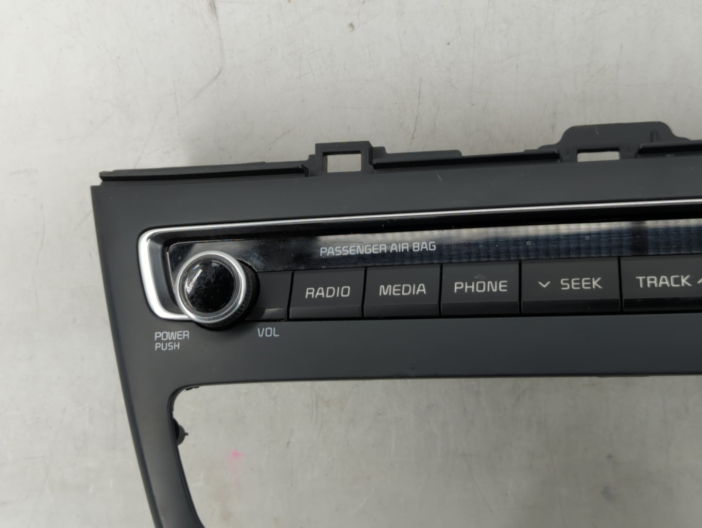 2016-2019 Kia Optima Radio Control Panel - Oemusedautoparts1.com