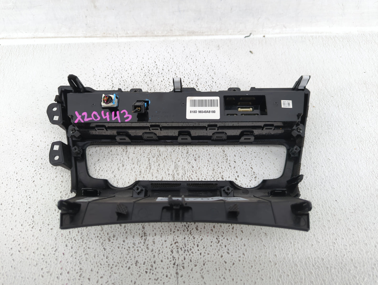 2016-2019 Kia Optima Radio Control Panel - Oemusedautoparts1.com