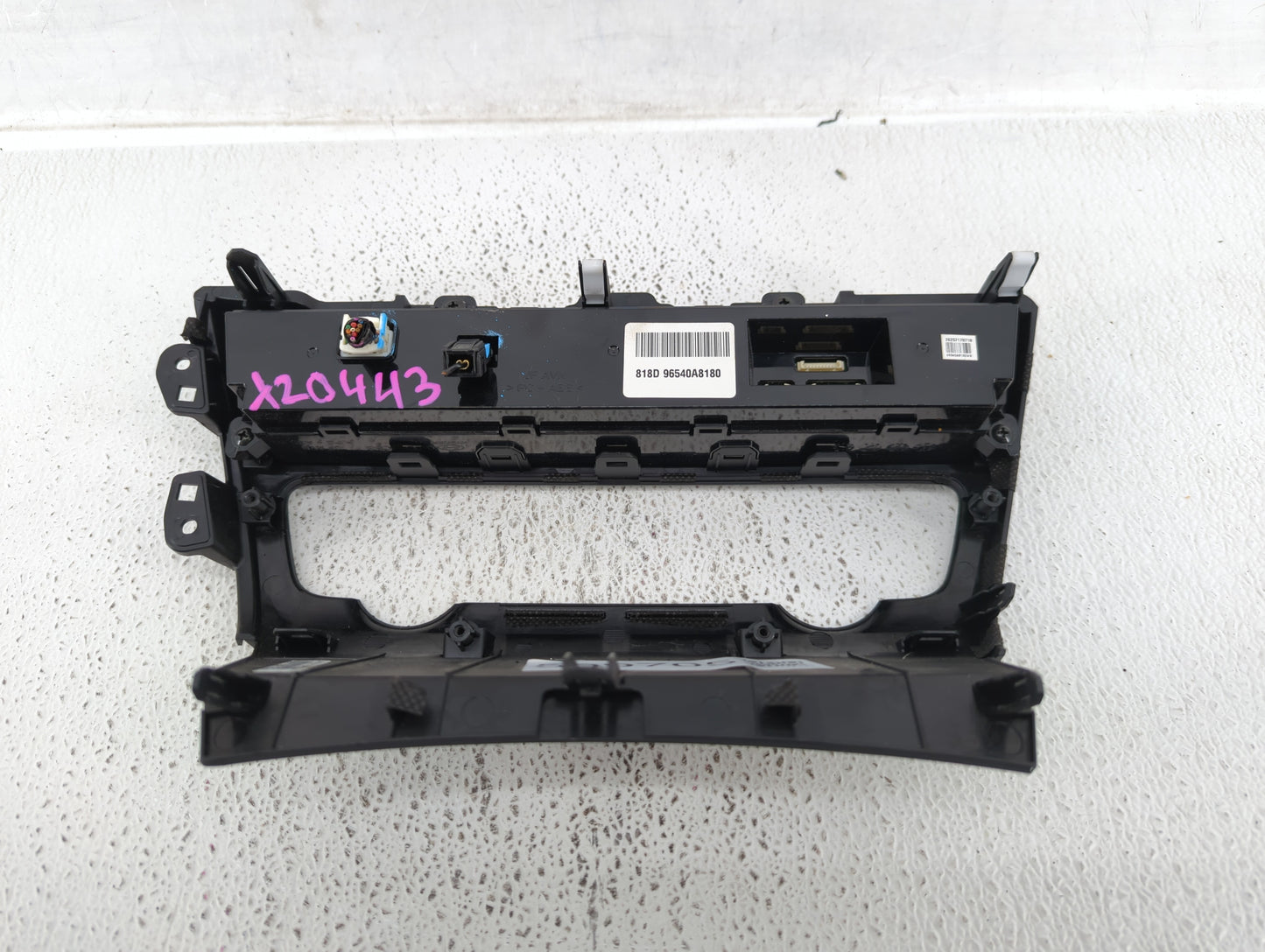 2016-2019 Kia Optima Radio Control Panel - Oemusedautoparts1.com