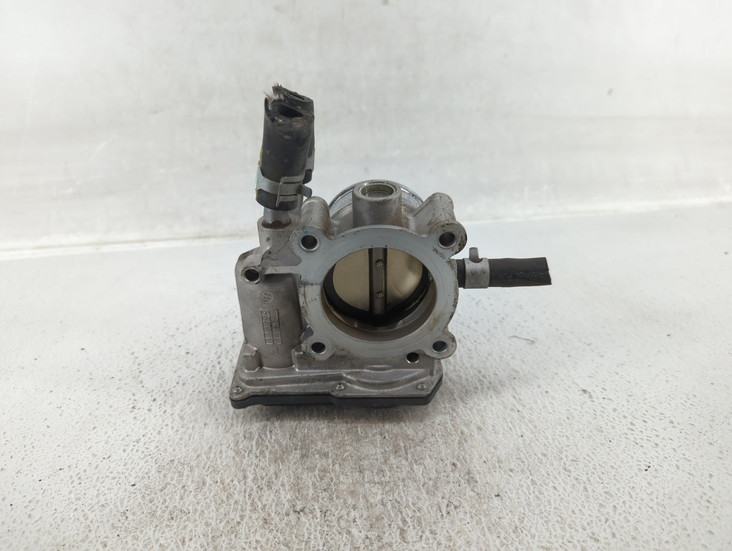 2016-2020 Kia Optima Throttle Body P/N:35100-2B340 Fits Fits 2015 2016 2017 2018 2019 2020 2021 2022 OEM Used Auto Parts - O