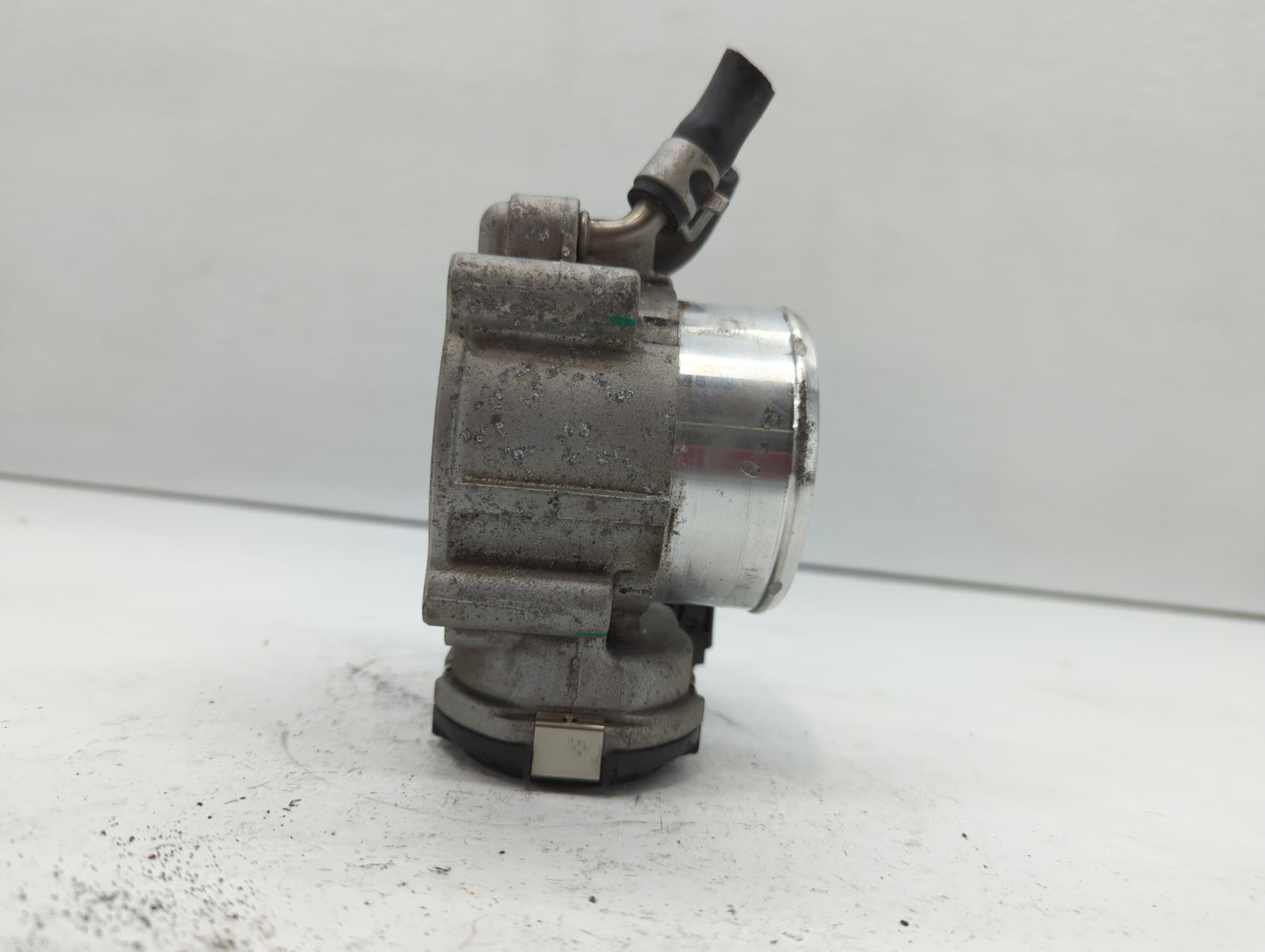 2016-2020 Kia Optima Throttle Body P/N:35100-2G600 Fits Fits 2015 2016 2017 2018 2019 2020 2021 OEM Used Auto Parts - Oemuse