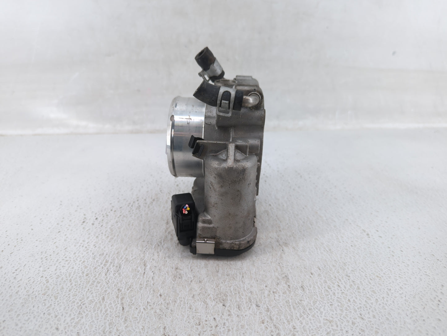 2016-2020 Kia Optima Throttle Body P/N:35100-2G600 Fits Fits 2015 2016 2017 2018 2019 2020 2021 OEM Used Auto Parts - Oemuse