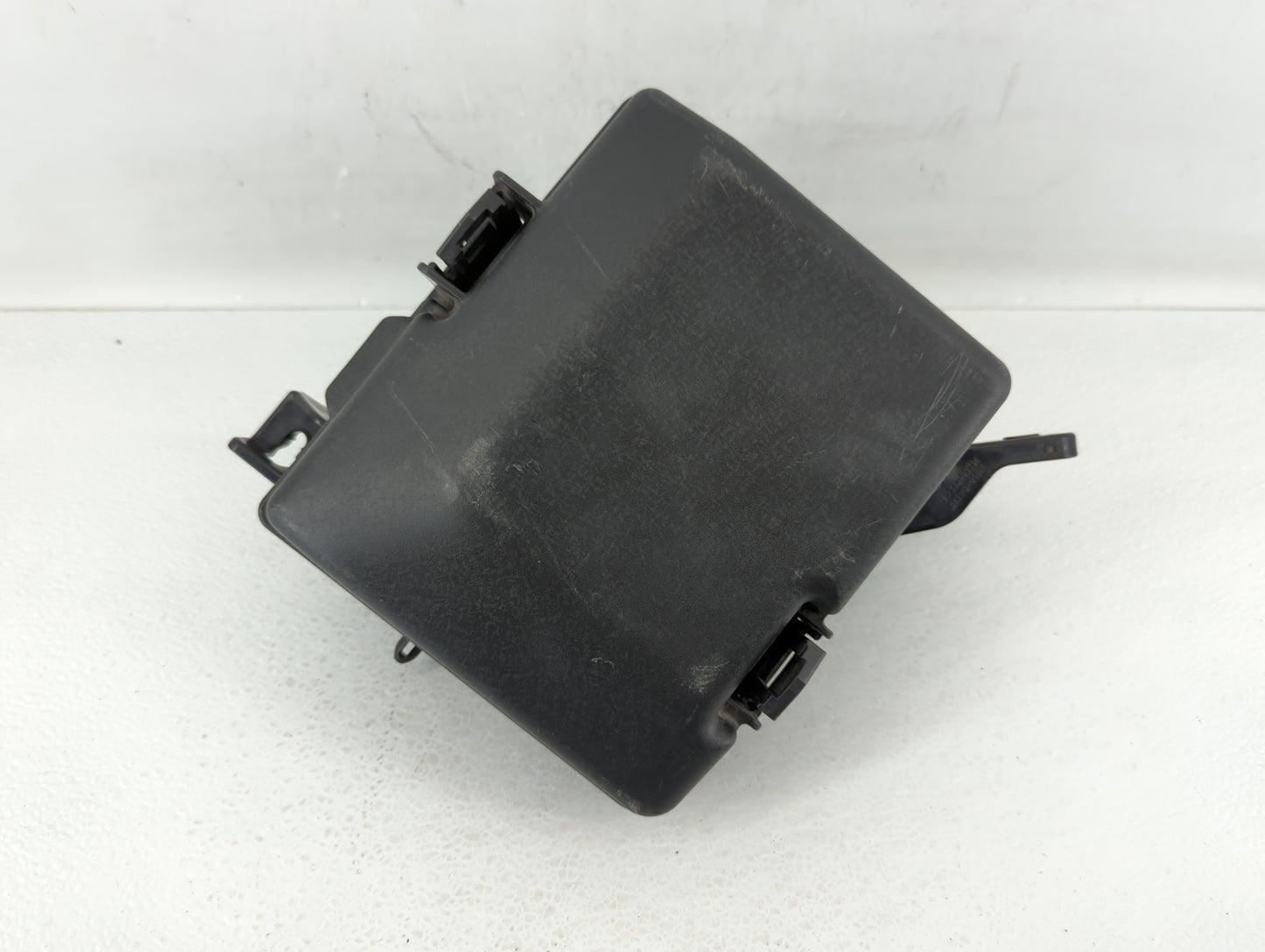 2016-2019 Kia Optima Fusebox Fuse Box Panel Relay Module P/N:91950-D5822 Fits Fits 2016 2017 2018 2019 OEM Used Auto Parts -