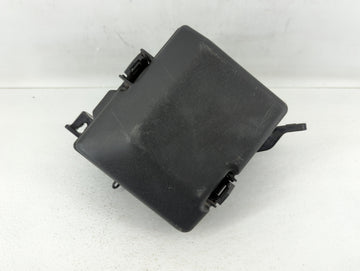 2016-2019 Kia Optima Fusebox Fuse Box Panel Relay Module P/N:91950-D5822 Fits Fits 2016 2017 2018 2019 OEM Used Auto Parts -