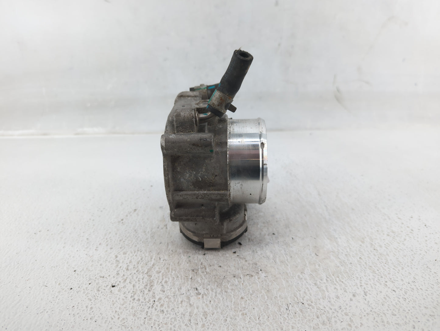 2016-2020 Kia Optima Throttle Body P/N:35100-2G600 Fits Fits 2015 2016 2017 2018 2019 2020 2021 OEM Used Auto Parts - Oemuse