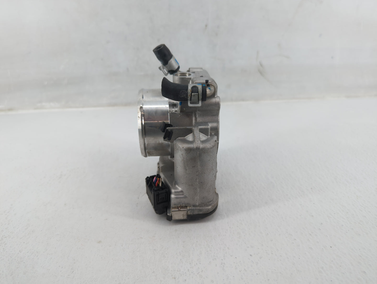 2016-2020 Kia Optima Throttle Body P/N:35100-2G600 Fits Fits 2015 2016 2017 2018 2019 2020 2021 OEM Used Auto Parts - Oemuse