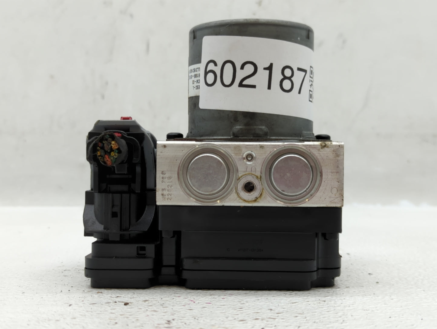 2017-2018 Kia Optima ABS Pump Control Module Replacement P/N:58900-D5060 Fits Fits 2017 2018 OEM Used Auto Parts - Oemusedau
