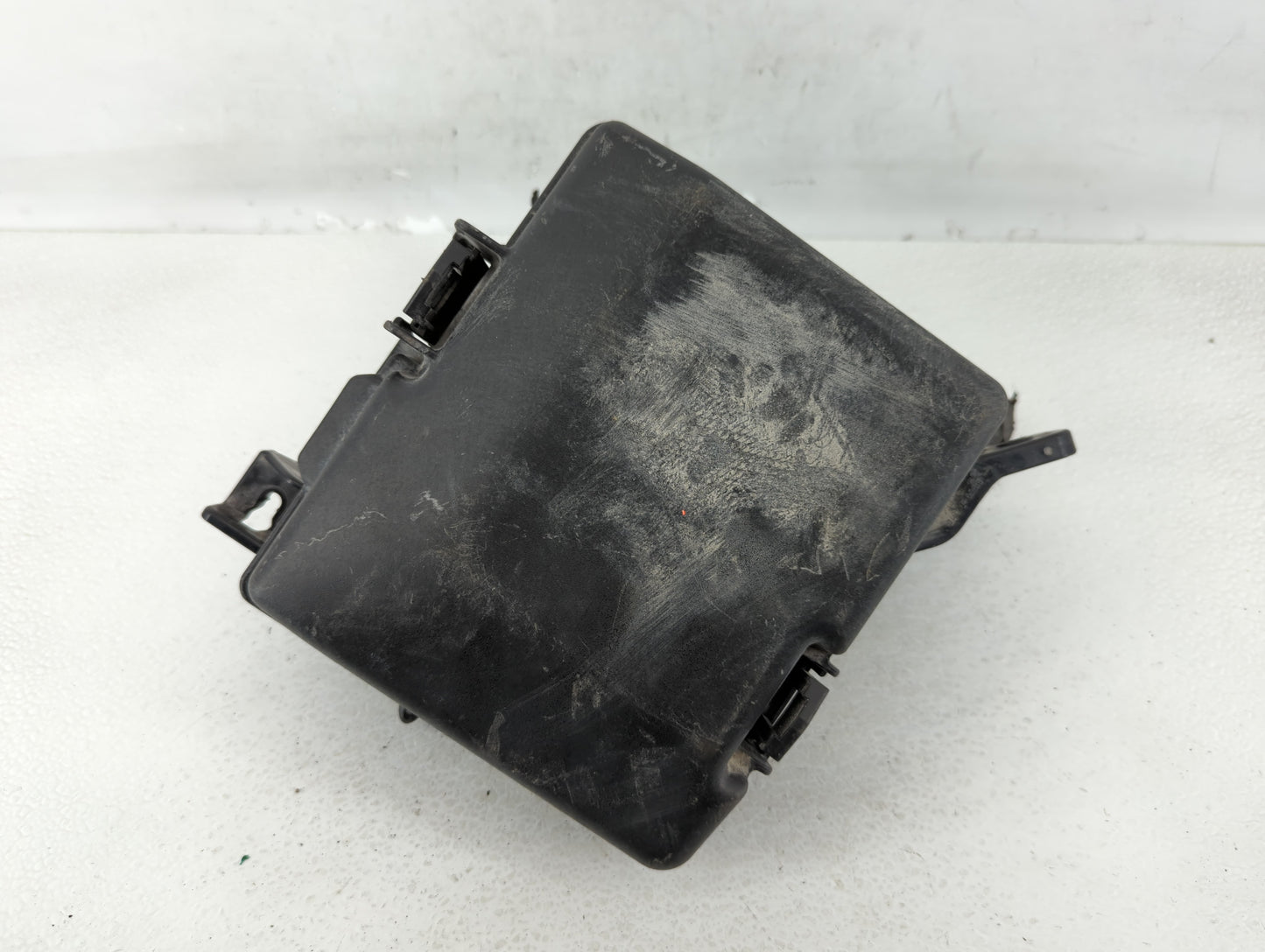 2016-2019 Kia Optima Fusebox Fuse Box Panel Relay Module P/N:91950-D5822 Fits Fits 2016 2017 2018 2019 OEM Used Auto Parts -