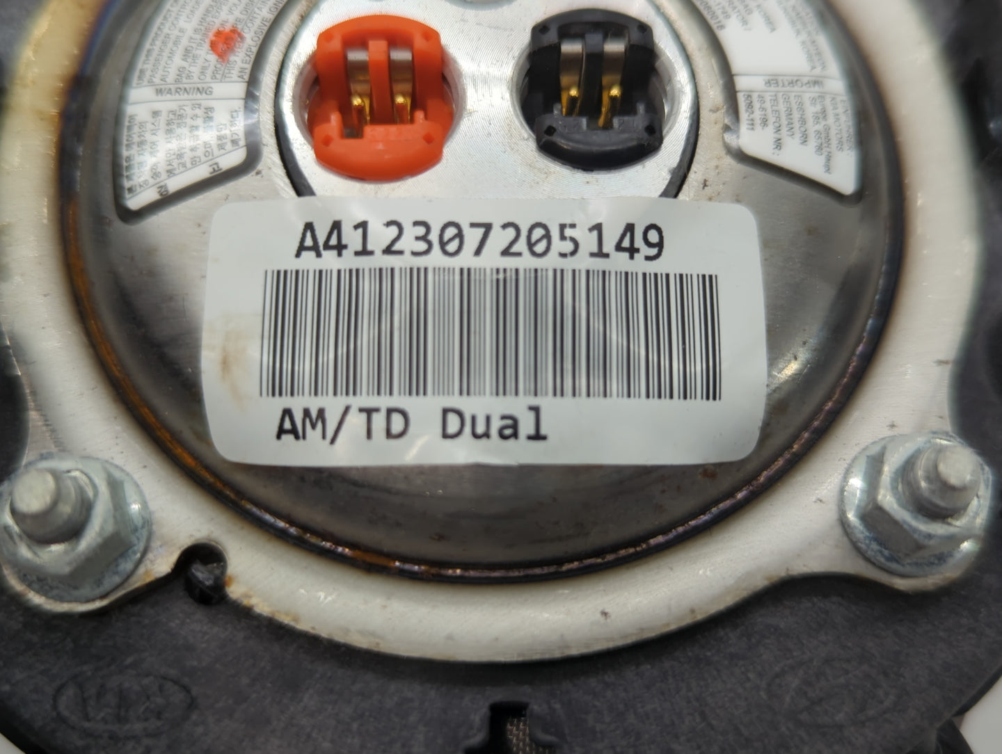 2016-2018 Kia Optima Air Bag Driver Left Steering Wheel Mounted P/N:56900-D5000WK Fits Fits 2016 2017 2018 OEM Used Auto Par