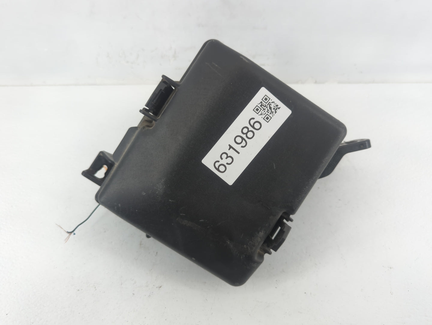 2016-2019 Kia Optima Fusebox Fuse Box Panel Relay Module P/N:91950-D5822 Fits Fits 2016 2017 2018 2019 OEM Used Auto Parts -