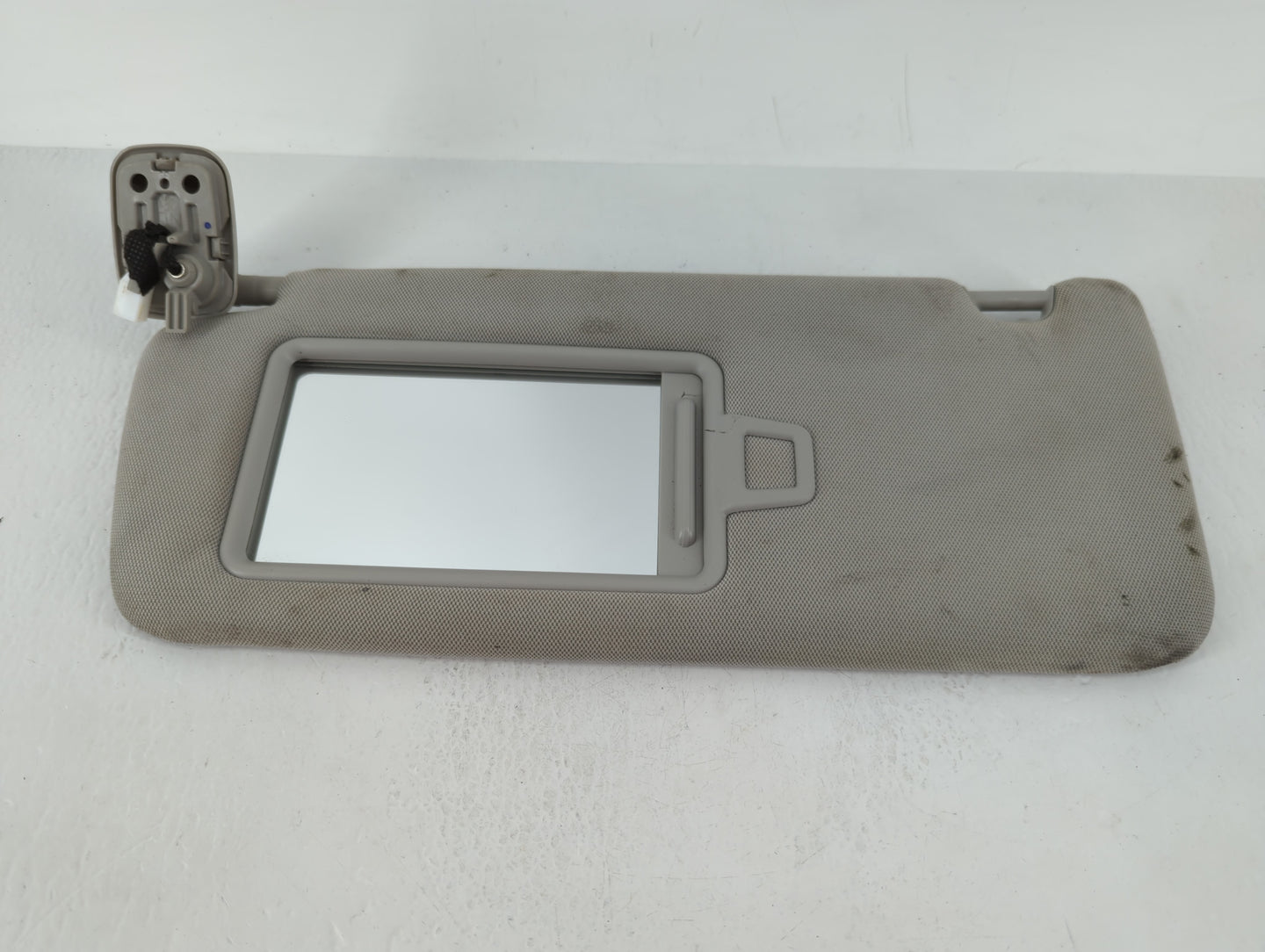 2016-2020 Kia Optima Sun Visor Shade Replacement Passenger Right Mirror Fits Fits 2016 2017 2018 2019 2020 OEM Used Auto Par