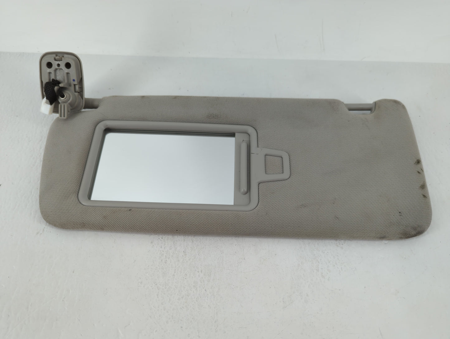 2016-2020 Kia Optima Sun Visor Shade Replacement Passenger Right Mirror Fits Fits 2016 2017 2018 2019 2020 OEM Used Auto Par