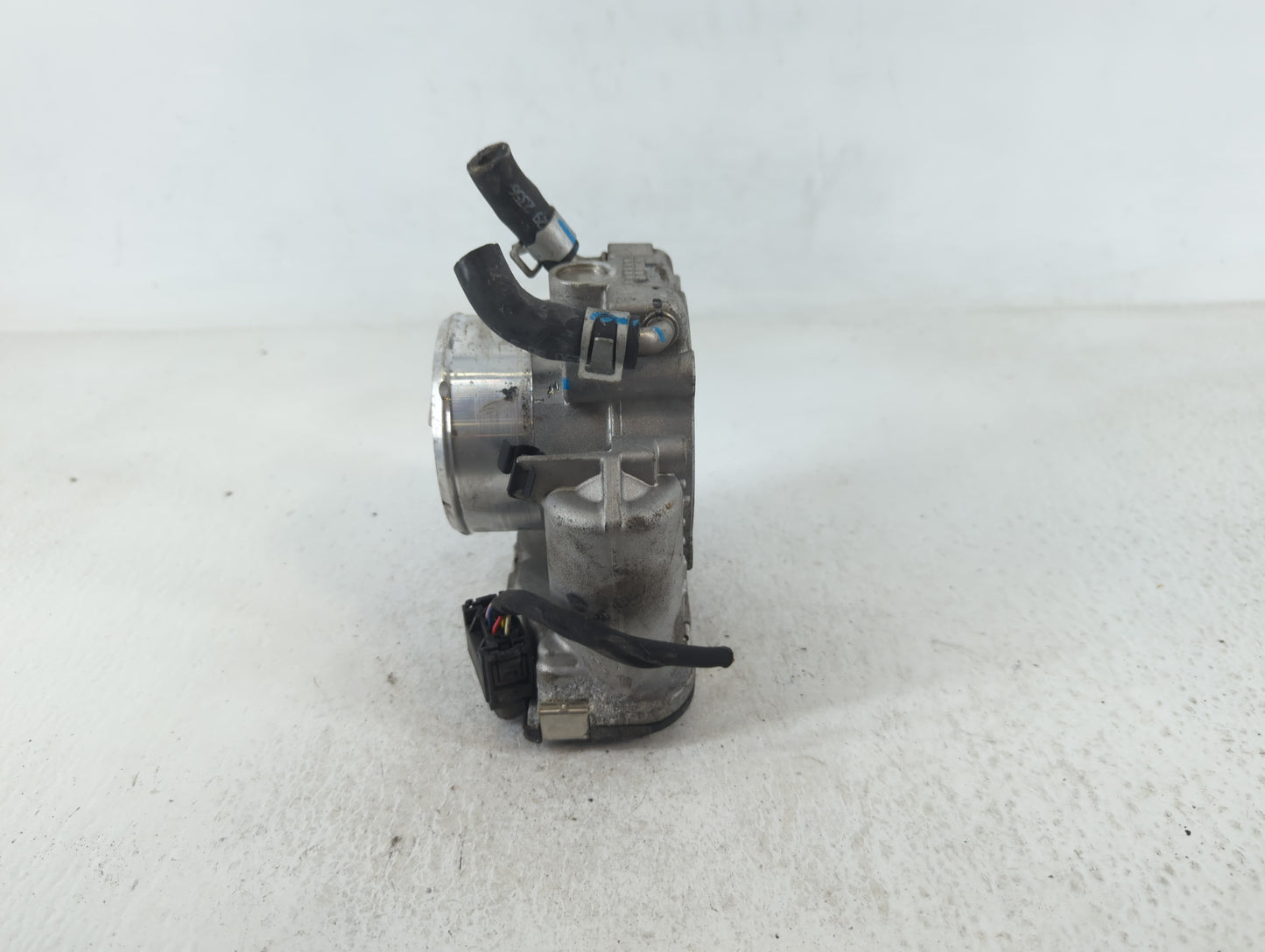 2016-2020 Kia Optima Throttle Body P/N:35100-2G600 Fits Fits 2015 2016 2017 2018 2019 2020 2021 OEM Used Auto Parts - Oemuse