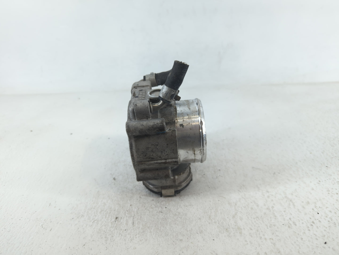 2016-2020 Kia Optima Throttle Body P/N:35100-2G600 Fits Fits 2015 2016 2017 2018 2019 2020 2021 OEM Used Auto Parts - Oemuse