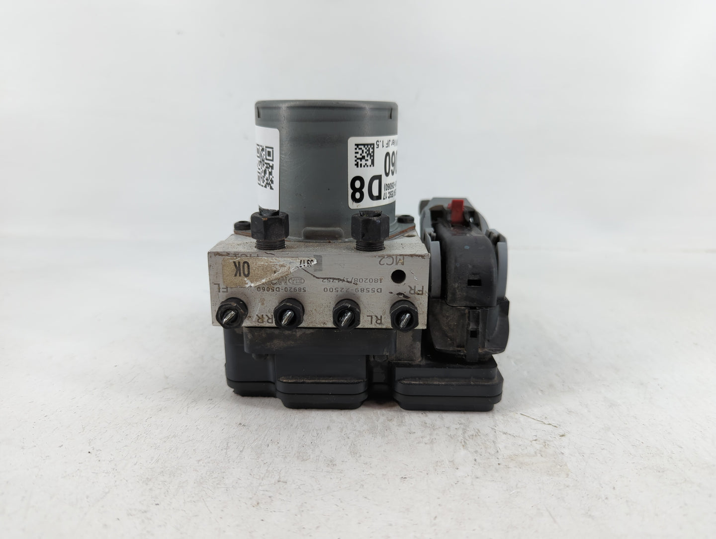 2017-2018 Kia Optima ABS Pump Control Module Replacement P/N:58920-D5060 D5589-22500 Fits Fits 2017 2018 OEM Used Auto Parts