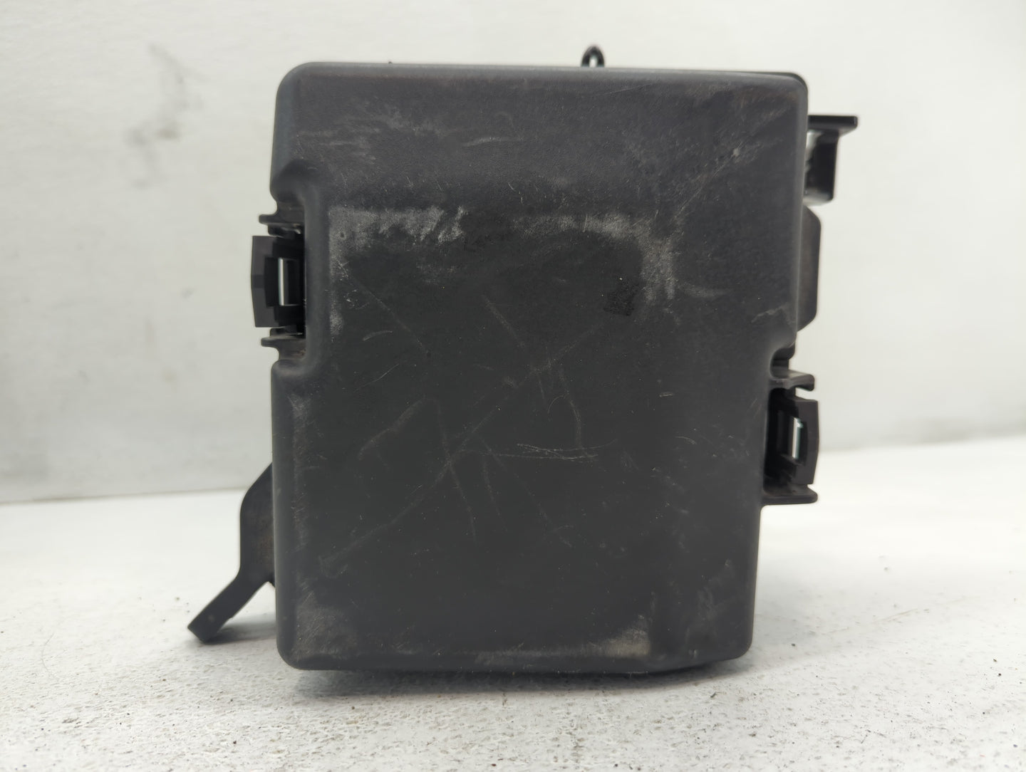2016-2019 Kia Optima Fusebox Fuse Box Panel Relay Module P/N:91230D5070JA Fits Fits 2016 2017 2018 2019 OEM Used Auto Parts 