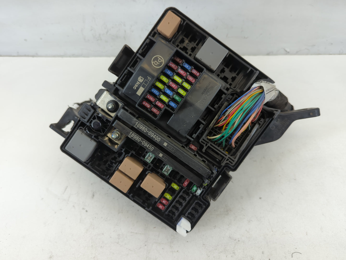 2016-2019 Kia Optima Fusebox Fuse Box Panel Relay Module P/N:91950-D5822 Fits Fits 2016 2017 2018 2019 OEM Used Auto Parts -