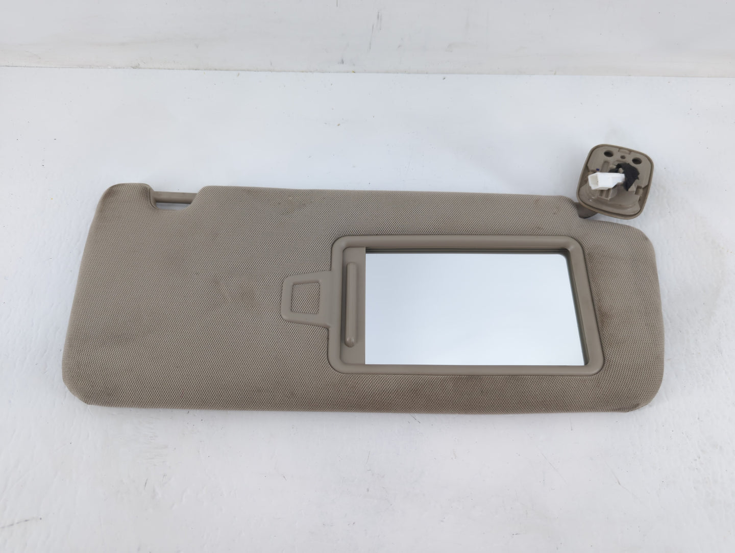 2016-2020 Kia Optima Sun Visor Shade Replacement Passenger Right Mirror Fits Fits 2016 2017 2018 2019 2020 OEM Used Auto Par