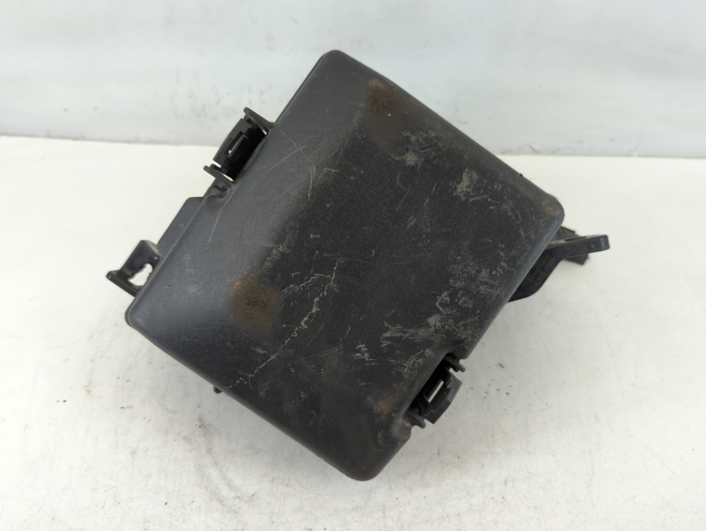 2016-2019 Kia Optima Fusebox Fuse Box Panel Relay Module P/N:91950-D5822 Fits Fits 2016 2017 2018 2019 OEM Used Auto Parts -