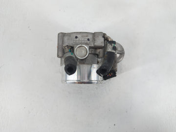 2016-2020 Kia Optima Throttle Body P/N:35100-2G600 Fits Fits 2015 2016 2017 2018 2019 2020 2021 OEM Used Auto Parts