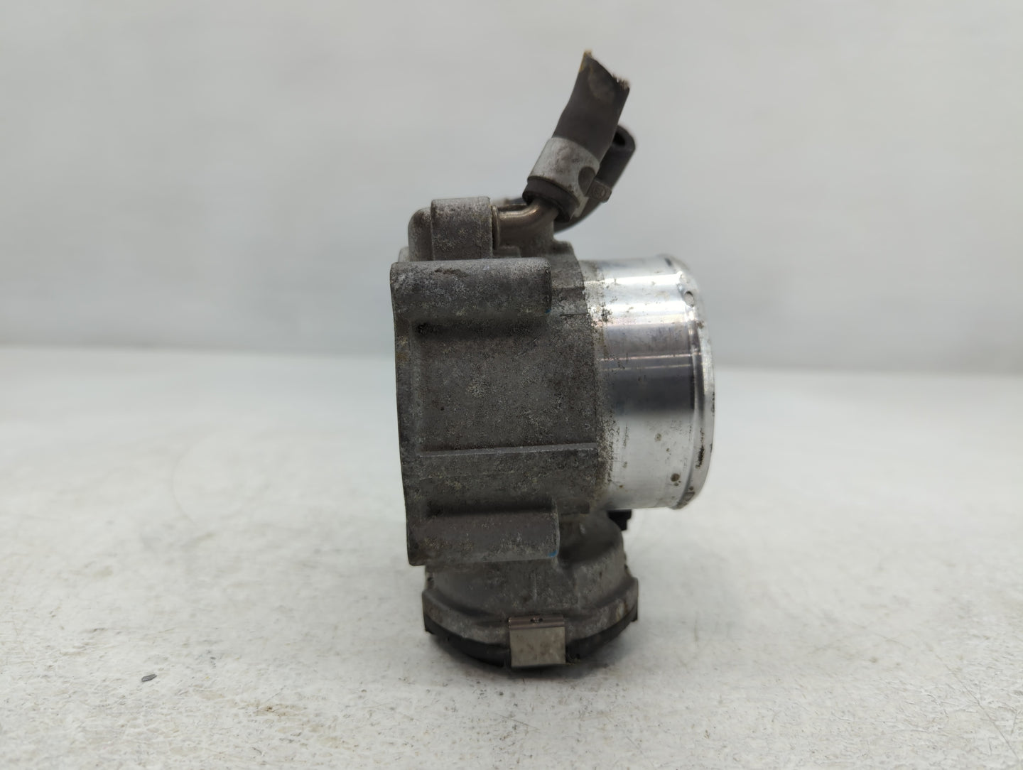 2016-2020 Kia Optima Throttle Body P/N:35100-2G600 Fits Fits 2015 2016 2017 2018 2019 2020 2021 OEM Used Auto Parts - Oemuse