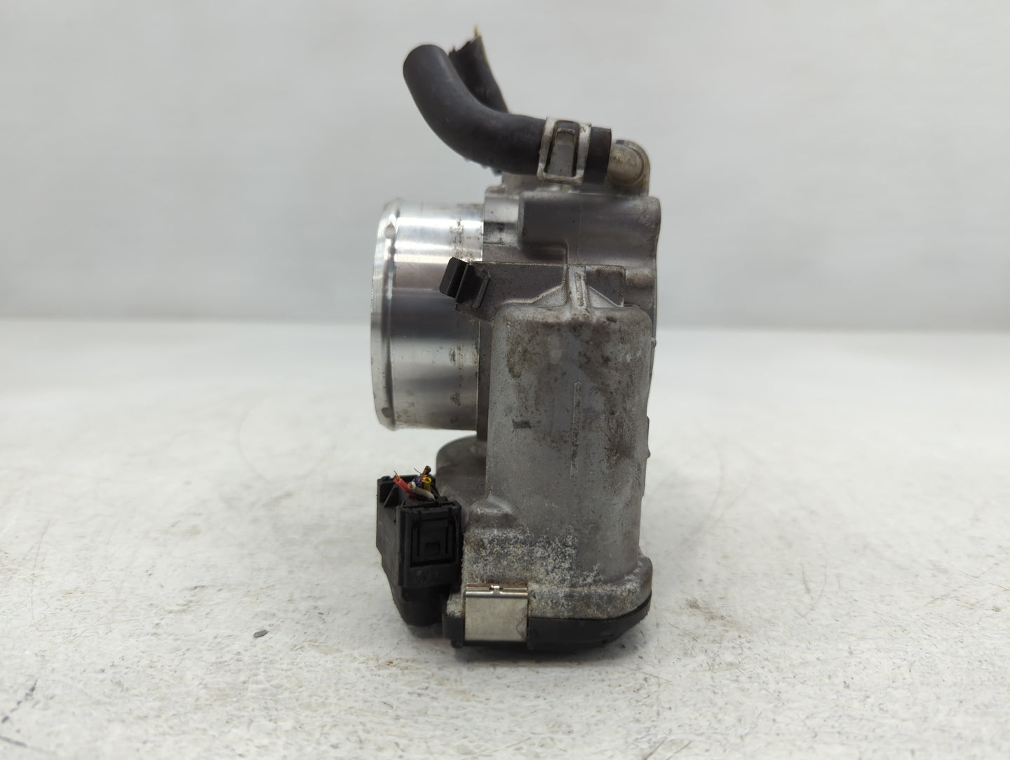 2016-2020 Kia Optima Throttle Body P/N:35100-2G600 Fits Fits 2015 2016 2017 2018 2019 2020 2021 OEM Used Auto Parts - Oemuse
