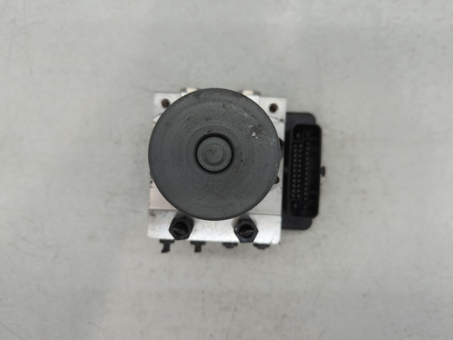 2016-2018 Kia Optima ABS Pump Control Module Replacement P/N:58900-D5060 Fits Fits 2016 2017 2018 OEM Used Auto Parts - Oemu
