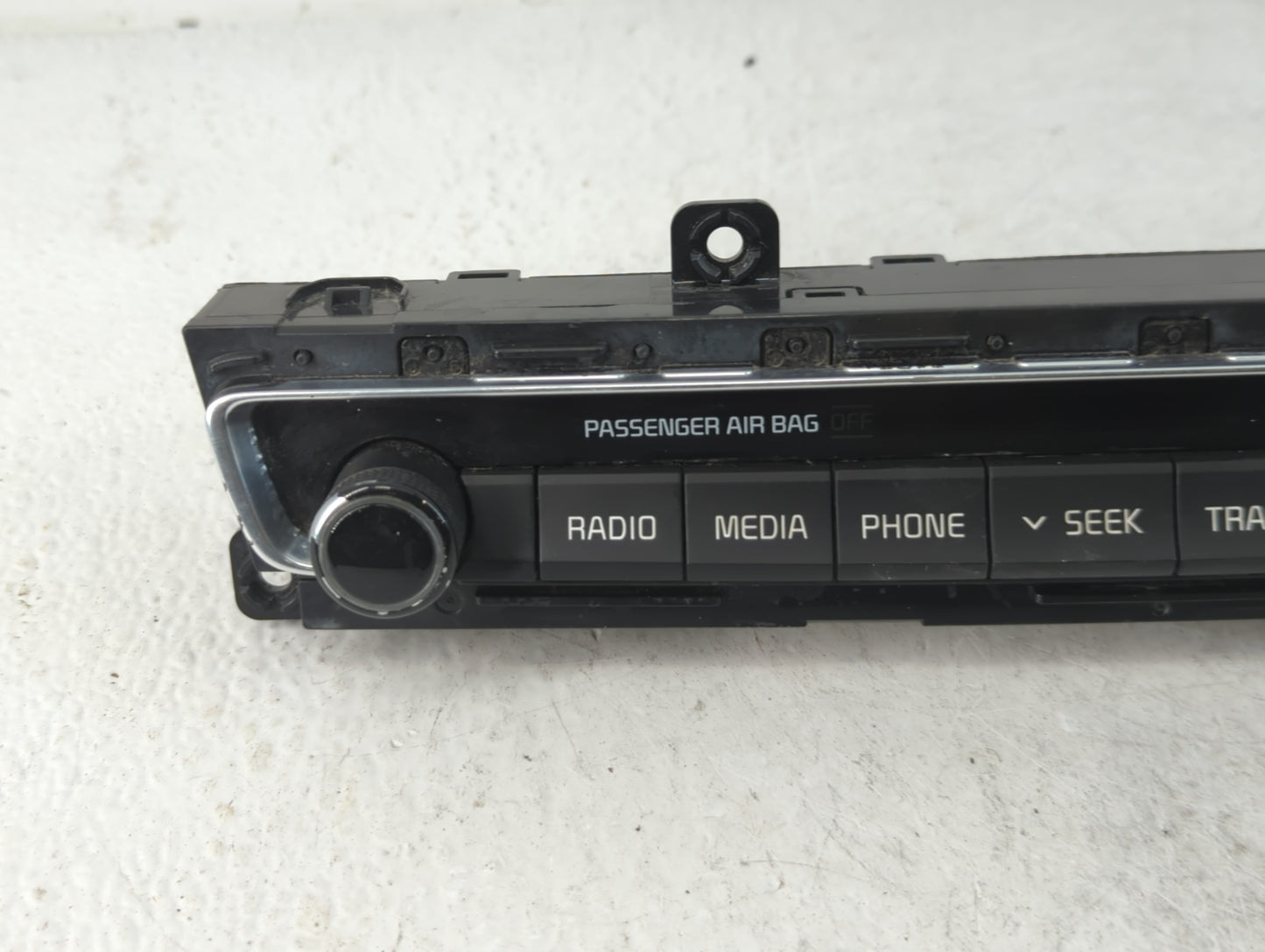 2016-2019 Kia Optima Radio AM FM Cd Player Receiver Replacement P/N:818D 96540A8180 Fits Fits 2016 2017 2018 2019 OEM Used A