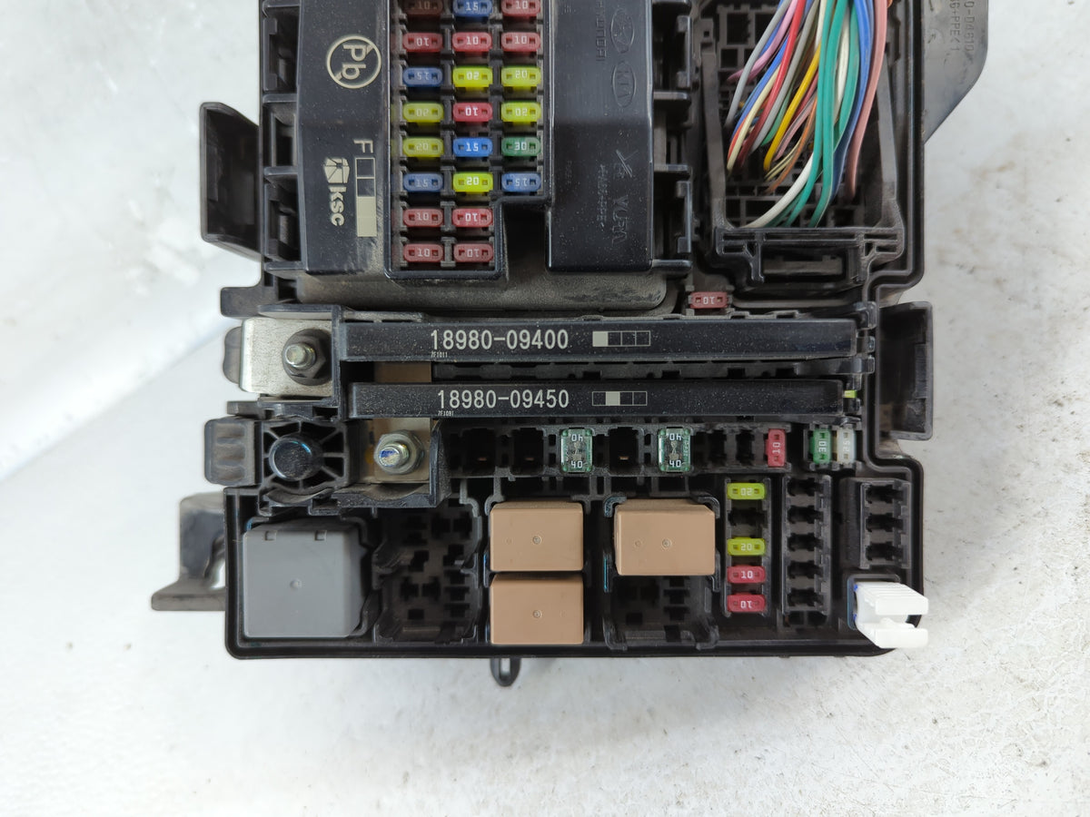 2016-2019 Kia Optima Fusebox Fuse Box Panel Relay Module P/N:91950-D5822 Fits Fits 2016 2017 2018 2019 OEM Used Auto Parts -