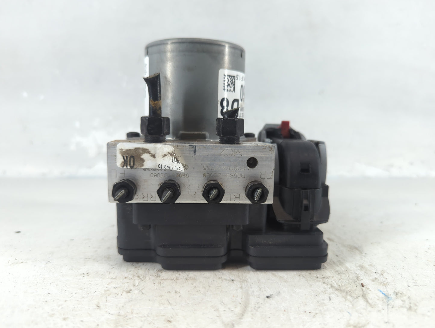 2017-2018 Kia Optima ABS Pump Control Module Replacement P/N:58920-D5060 D5589-22500 Fits Fits 2017 2018 OEM Used Auto Parts