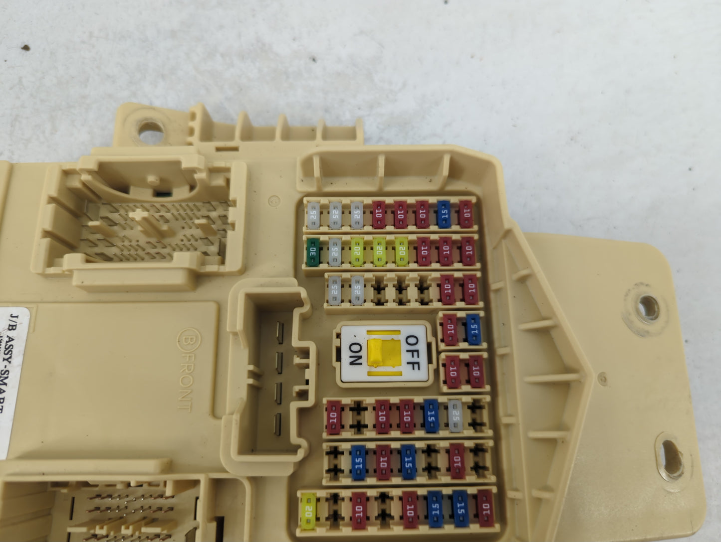 2016-2018 Kia Optima Body Control Module Bcm Inner Cabin Fuse Box - Oemusedautoparts1.com