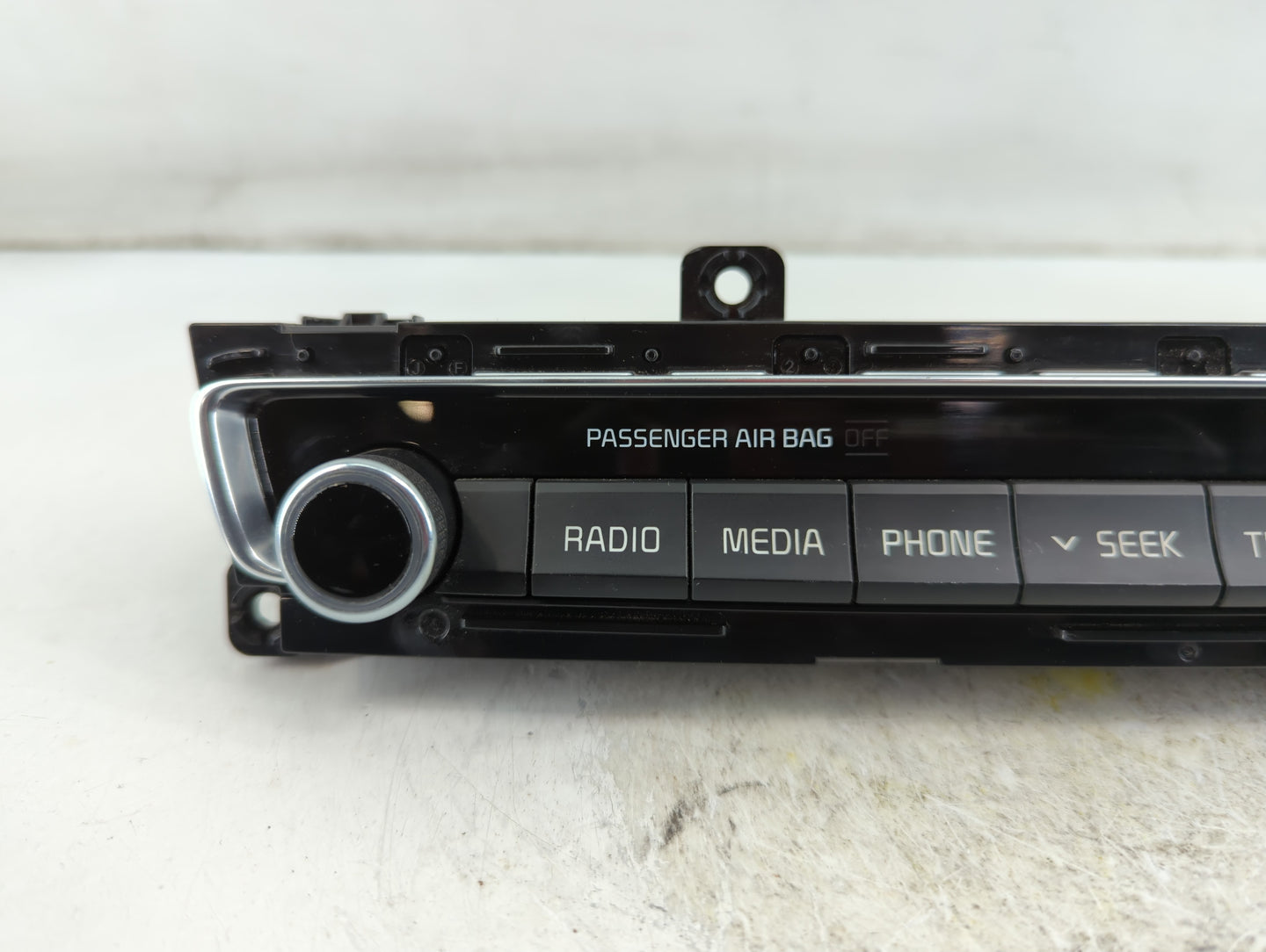 2016-2019 Kia Optima Radio AM FM Cd Player Receiver Replacement P/N:96540-D5400WK Fits Fits 2016 2017 2018 2019 OEM Used Aut