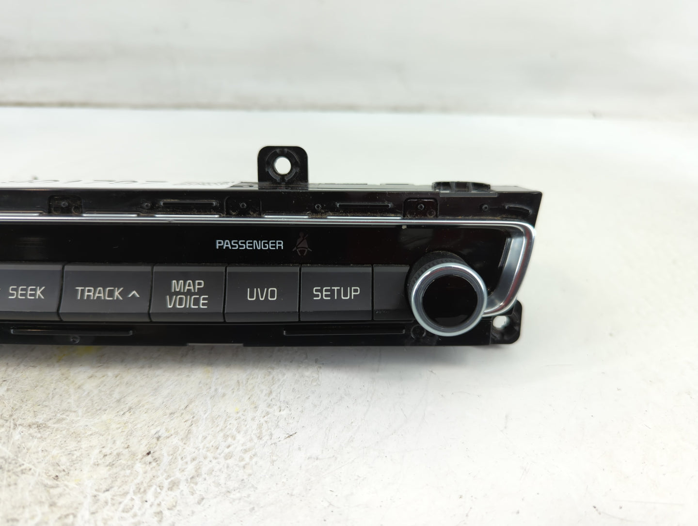2016-2019 Kia Optima Radio AM FM Cd Player Receiver Replacement P/N:96540-D5400WK Fits Fits 2016 2017 2018 2019 OEM Used Aut