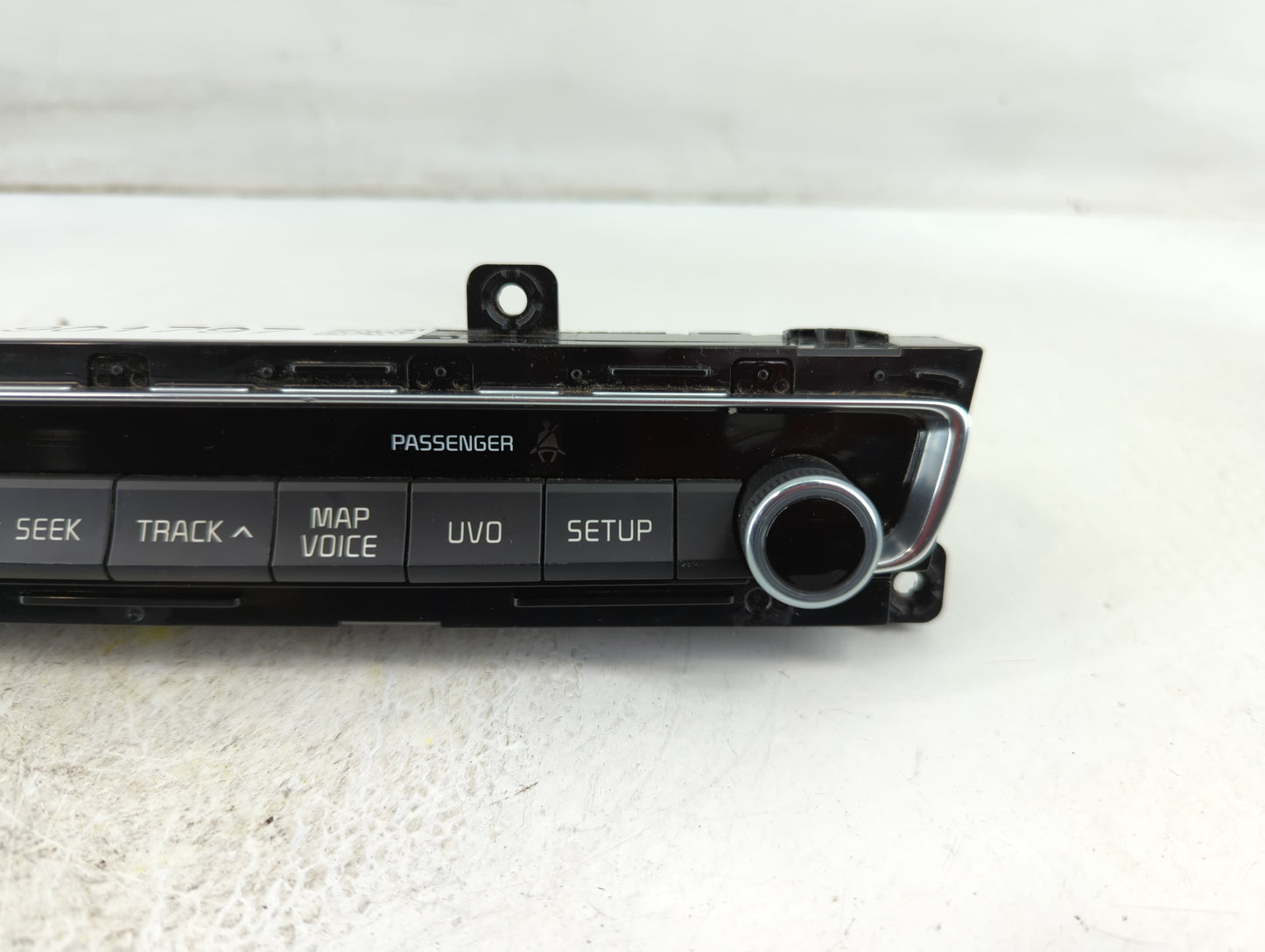 2016-2019 Kia Optima Radio AM FM Cd Player Receiver Replacement P/N:96540-D5400WK Fits Fits 2016 2017 2018 2019 OEM Used Aut