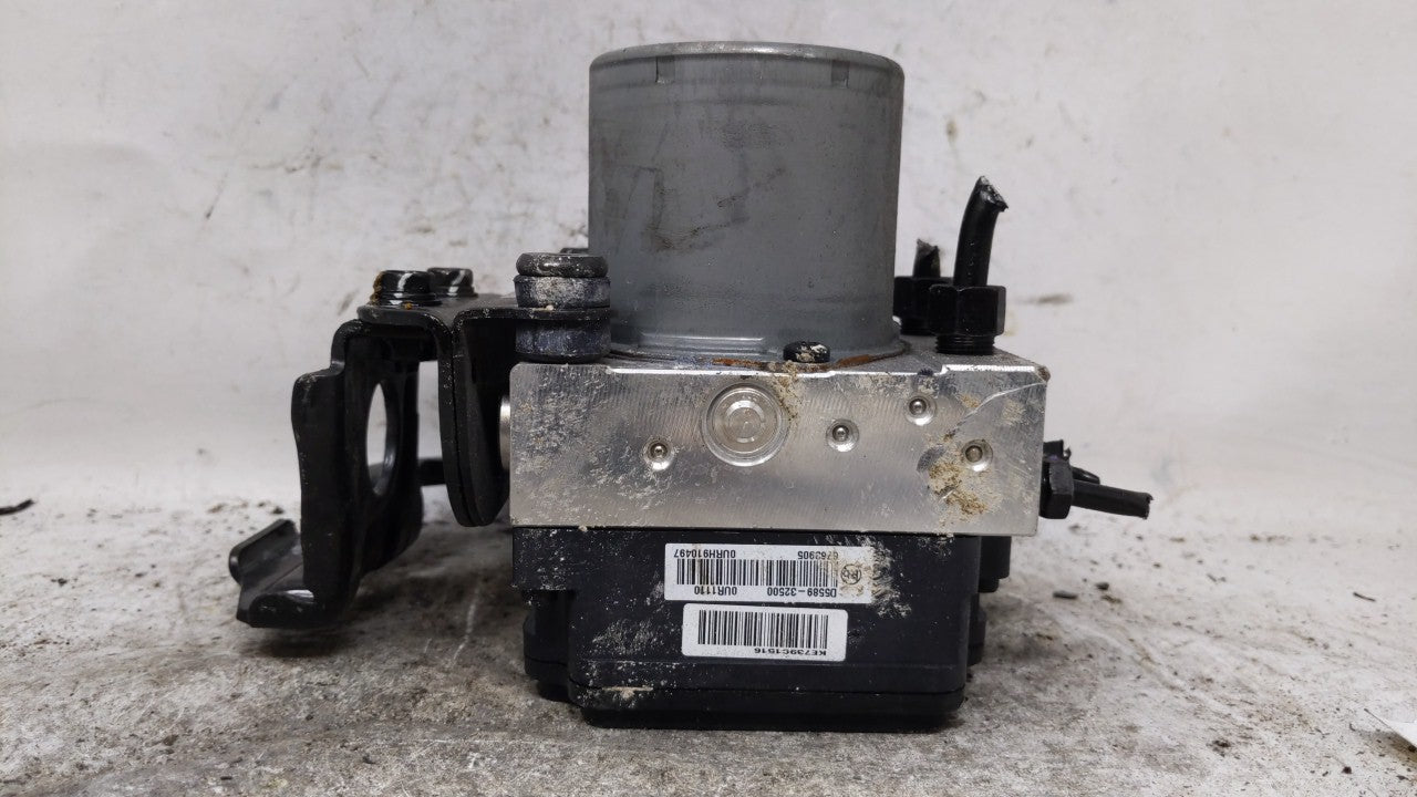 2016-2018 Kia Optima ABS Pump Control Module Replacement P/N:61589-45100 Fits Fits 2016 2017 2018 OEM Used Auto Parts - Oemu