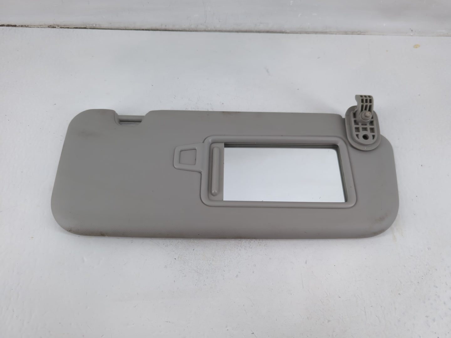 2018-2020 Kia Rio Sun Visor Shade Replacement Driver Left Mirror Fits Fits 2018 2019 2020 2021 2022 OEM Used Auto Parts - Oe