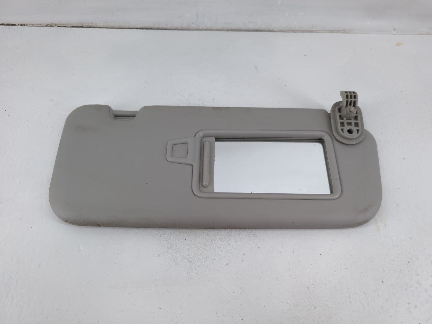 2018-2020 Kia Rio Sun Visor Shade Replacement Driver Left Mirror Fits Fits 2018 2019 2020 2021 2022 OEM Used Auto Parts - Oe