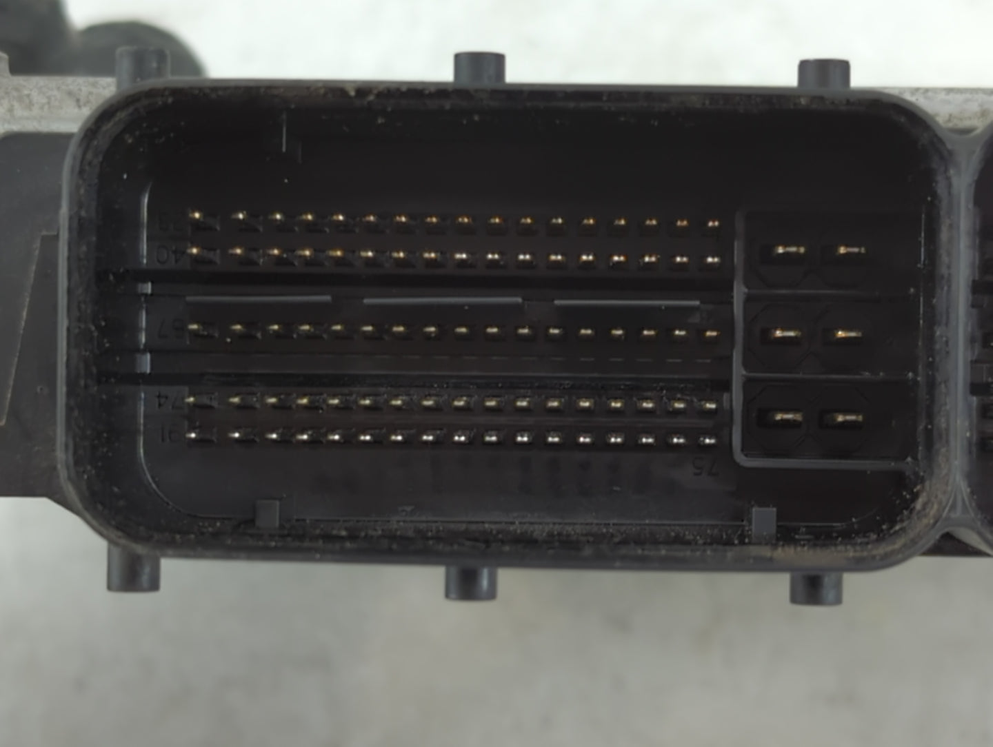 2018-2019 Kia Rio PCM Engine Control Computer ECU ECM PCU OEM P/N:39199-2BAC0 Fits Fits 2018 2019 OEM Used Auto Parts - Oemu