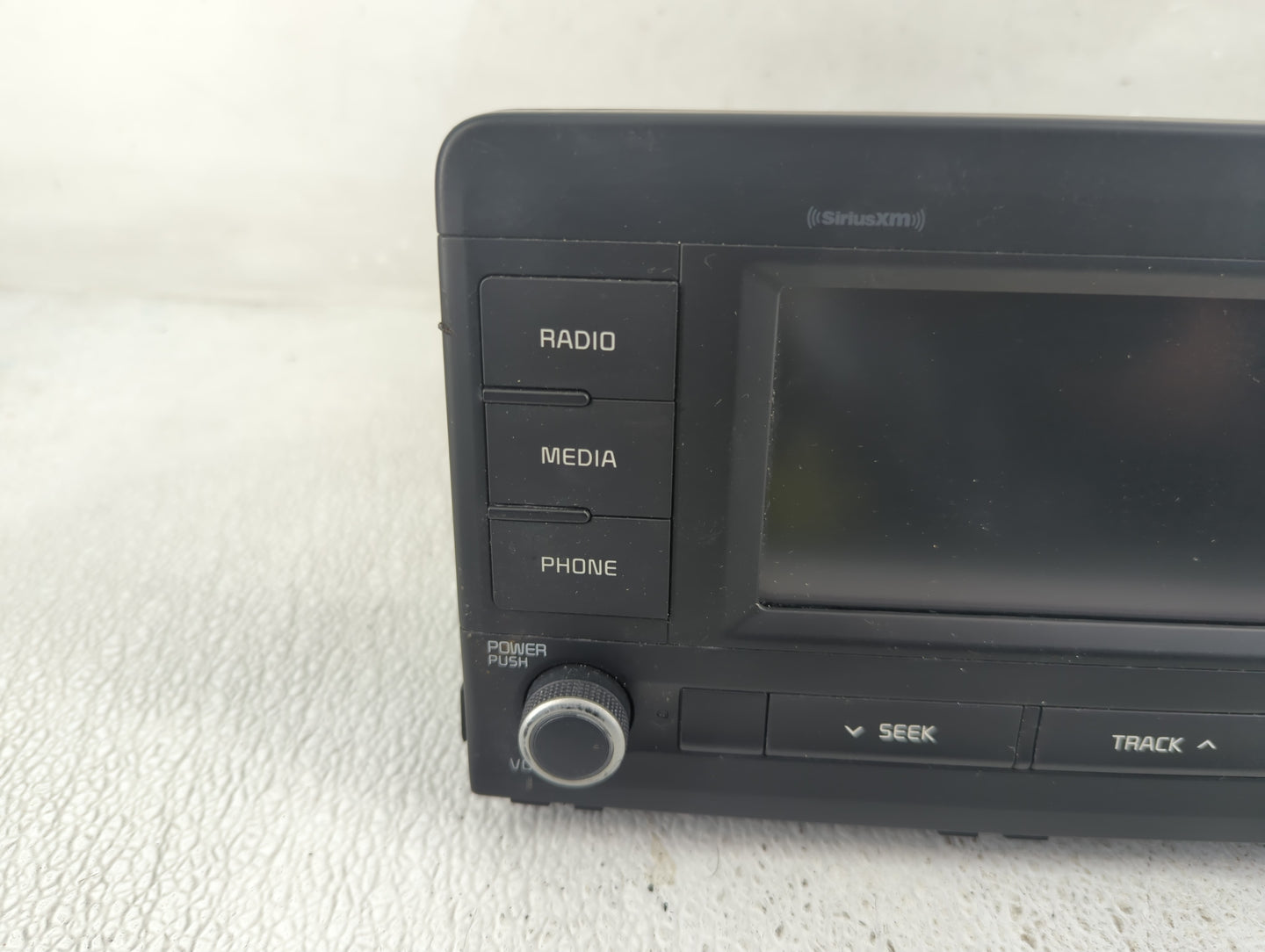 2018-2020 Kia Rio Radio AM FM Cd Player Receiver Replacement P/N:96180-H9850WK Fits Fits 2018 2019 2020 OEM Used Auto Parts 