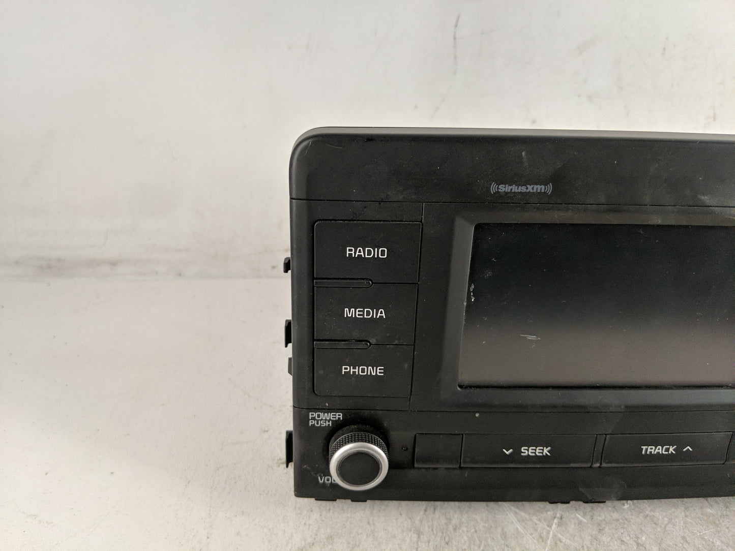 2018-2019 Kia Rio Radio AM FM Cd Player Receiver Replacement P/N:96180-H9850WK Fits Fits 2018 2019 OEM Used Auto Parts - Oem