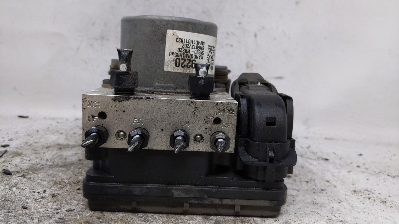 2018-2019 Kia Rio ABS Pump Control Module Replacement P/N:58920-H9220 BE6003V202 Fits Fits 2018 2019 OEM Used Auto Parts - O