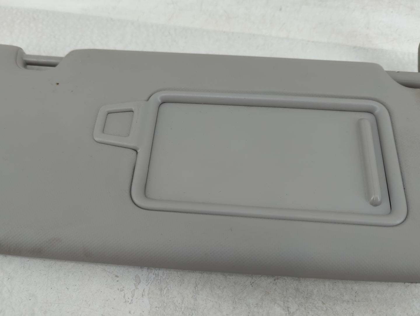 2018-2020 Kia Rio Sun Visor Shade Replacement Passenger Right Mirror Fits Fits 2018 2019 2020 2021 2022 OEM Used Auto Parts 
