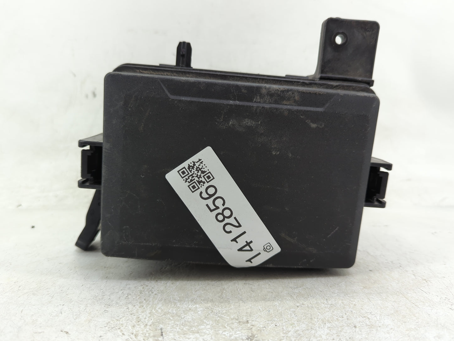 2018-2019 Kia Rio Fusebox Fuse Box Panel Relay Module P/N:H9540 Fits Fits 2018 2019 OEM Used Auto Parts - Oemusedautoparts1.
