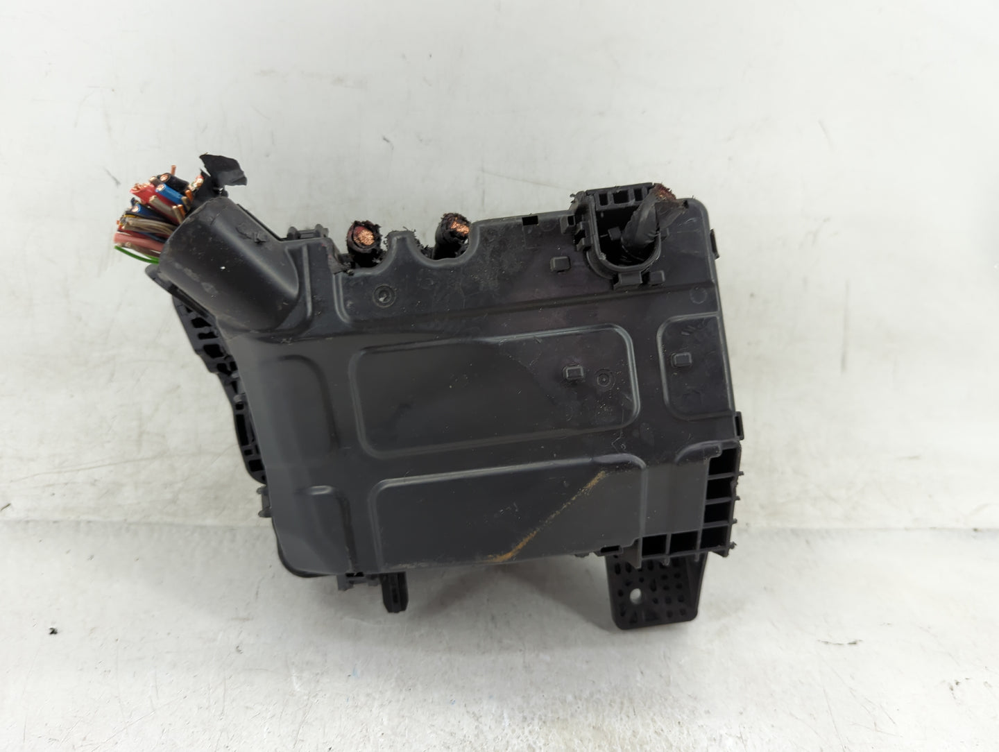 2018-2019 Kia Rio Fusebox Fuse Box Panel Relay Module P/N:H9540 Fits Fits 2018 2019 OEM Used Auto Parts - Oemusedautoparts1.