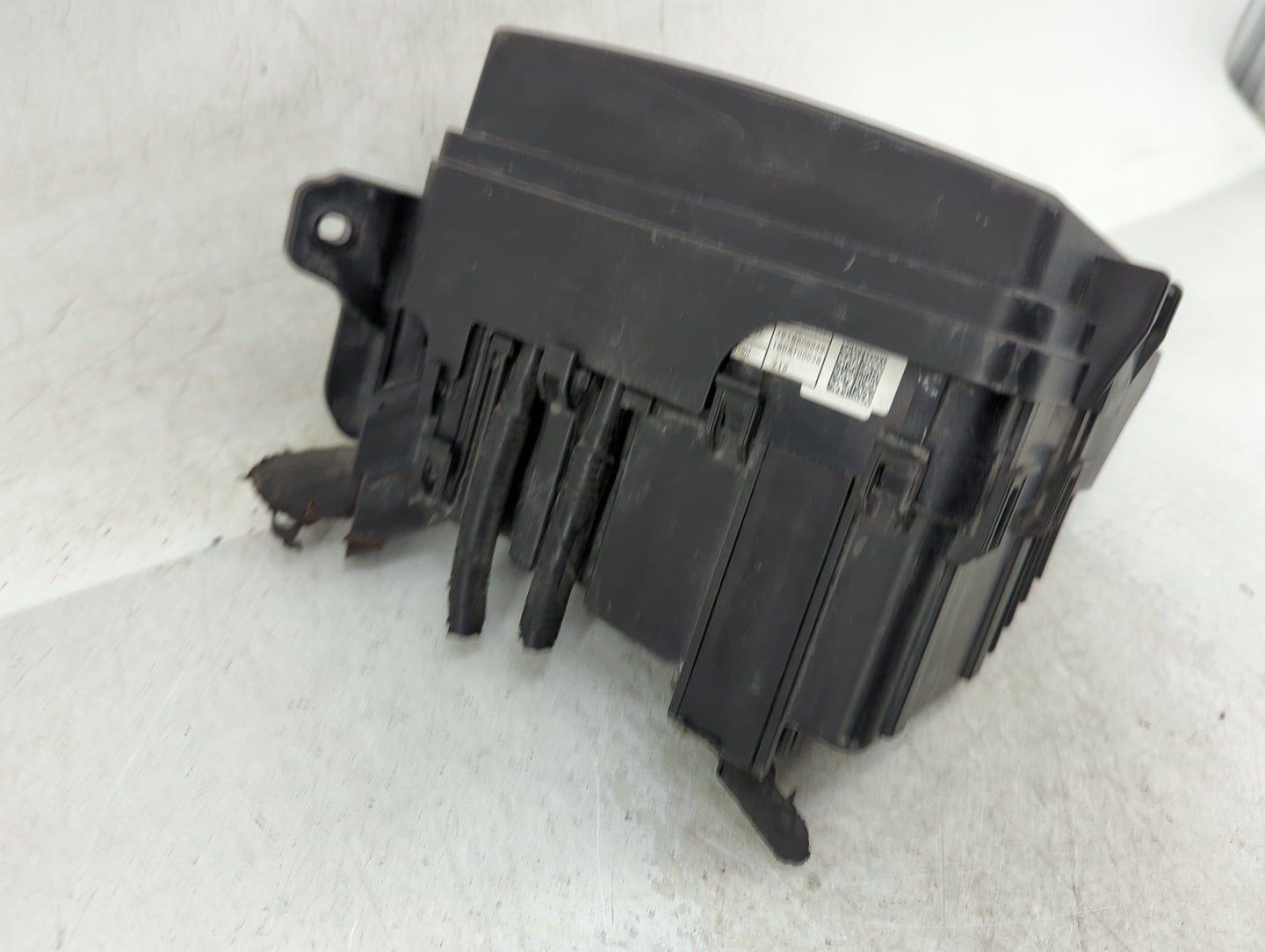 2018-2019 Kia Rio Fusebox Fuse Box Panel Relay Module P/N:91200-H9230 Fits Fits 2018 2019 OEM Used Auto Parts - Oemusedautop
